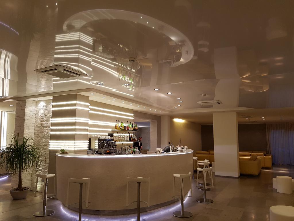 Hotel Sorriso Milano Marittima Exterior photo