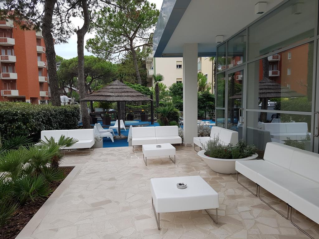 Hotel Sorriso Milano Marittima Exterior photo