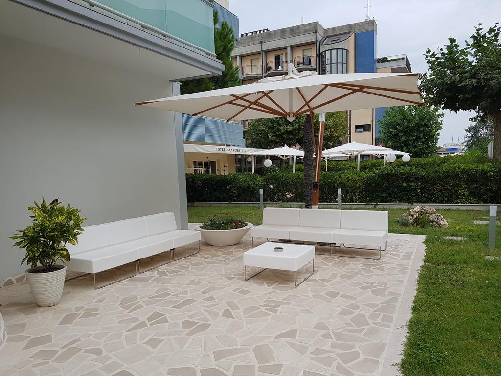 Hotel Sorriso Milano Marittima Exterior photo