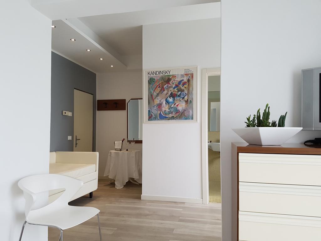 Hotel Sorriso Milano Marittima Exterior photo
